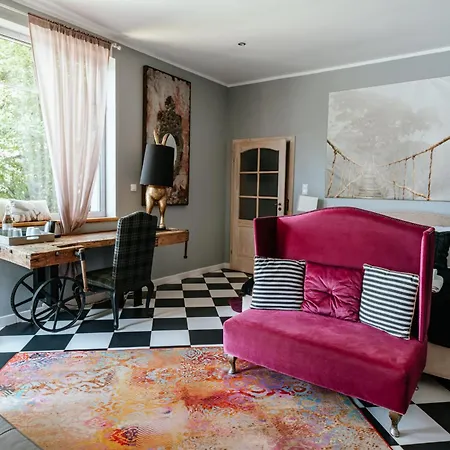 Sloneczny Dom Nad Jeziorem Bystrzyckim 빌라 Zagórze Śląskie