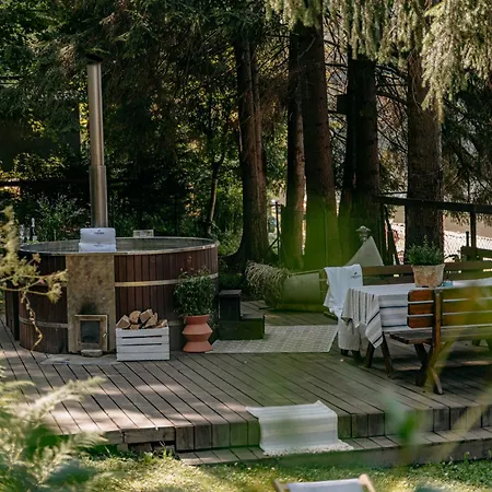 Sloneczny Dom Nad Jeziorem Bystrzyckim 빌라 Zagórze Śląskie