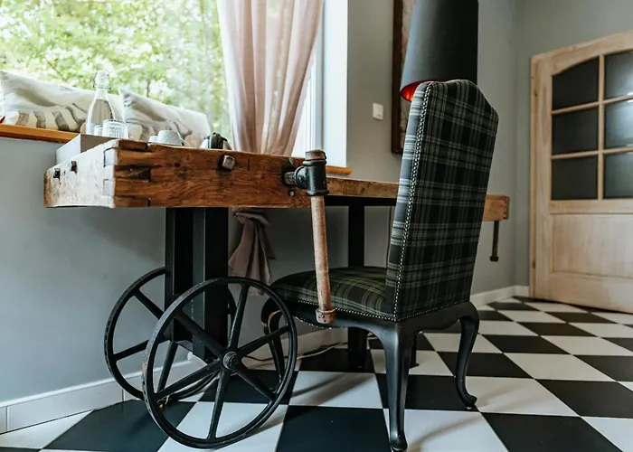 Sloneczny Dom Nad Jeziorem Bystrzyckim 빌라 Zagórze Śląskie