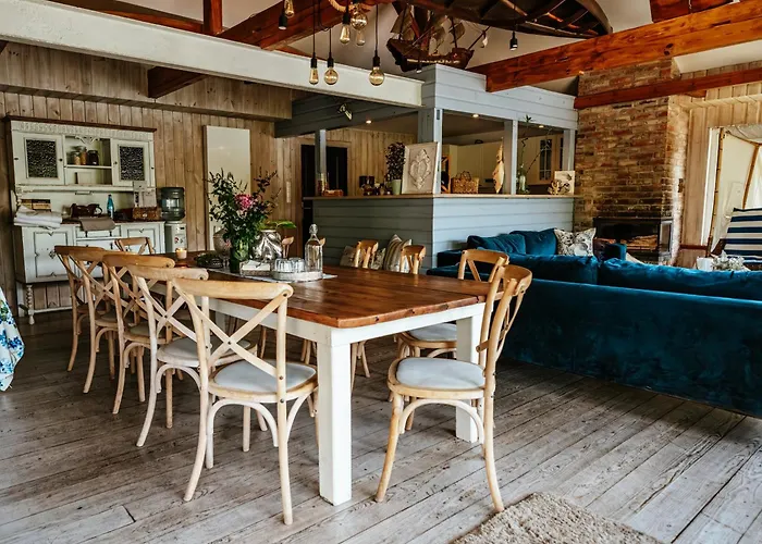 Sloneczny Dom Nad Jeziorem Bystrzyckim *